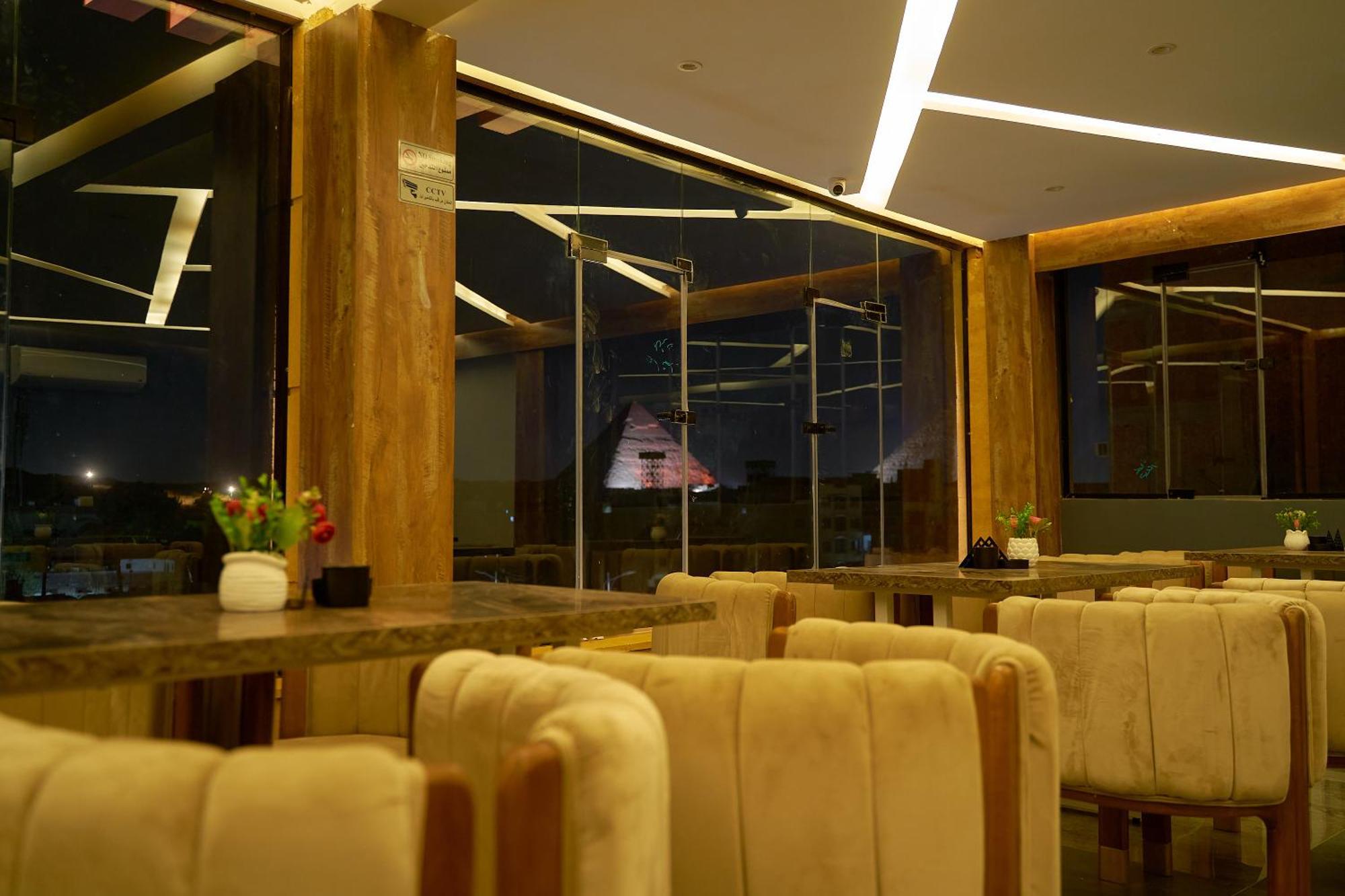 Crown Pyramids View Hotel Giza Εξωτερικό φωτογραφία