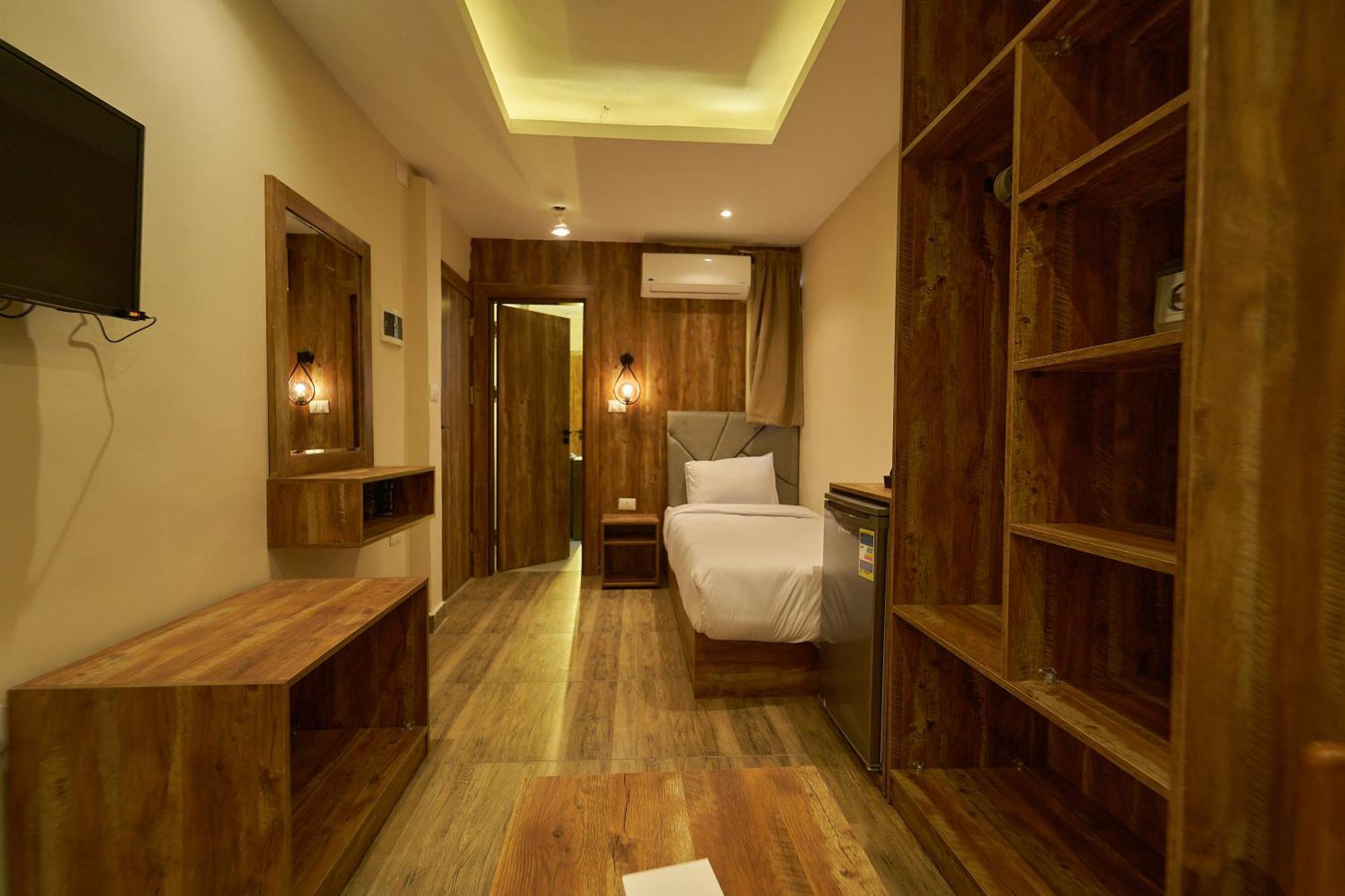 Crown Pyramids View Hotel Giza Εξωτερικό φωτογραφία